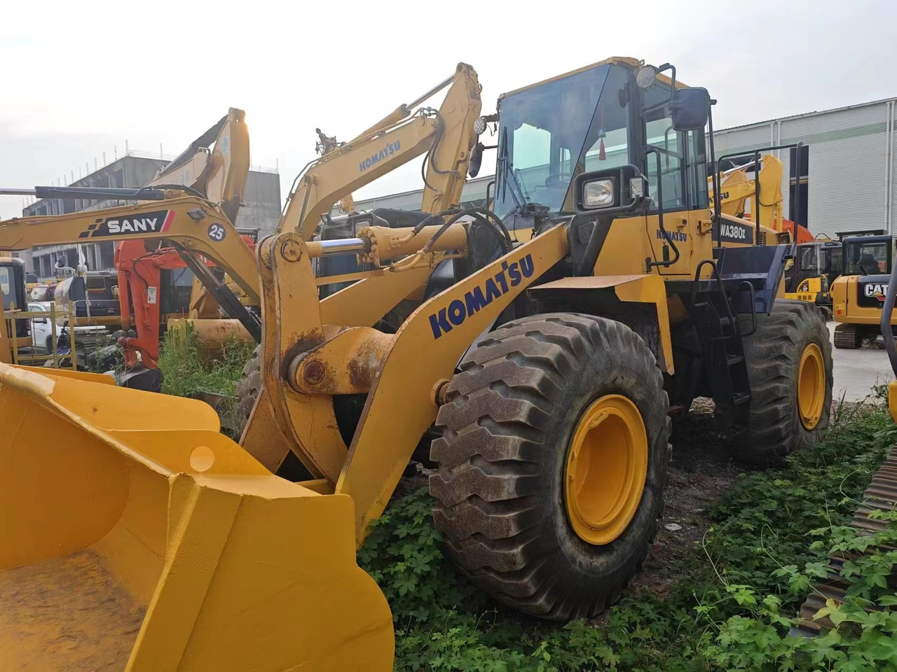 Chargeuse sur pneus KOMATSU WA380-6