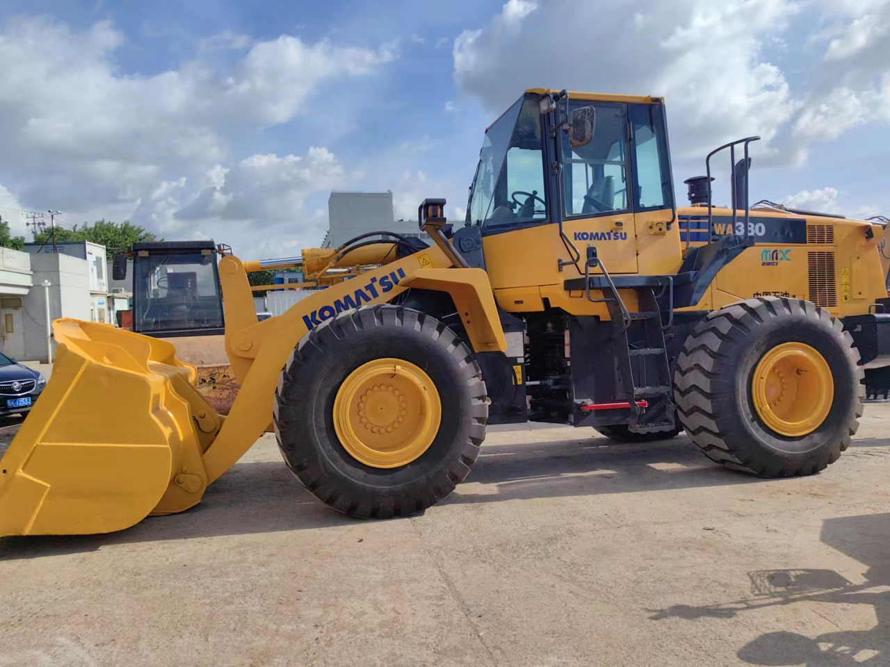 Chargeuse sur pneus KOMATSU WA380-6