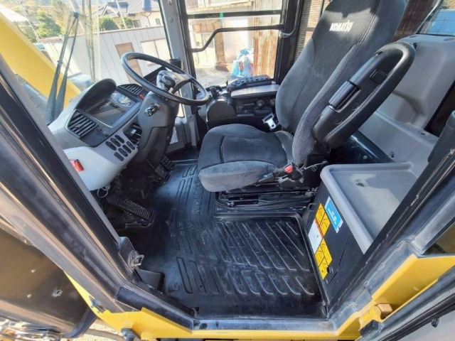Chargeuse sur pneus KOMATSU WA380-8