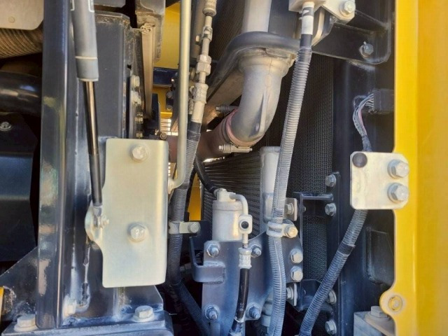 Chargeuse sur pneus KOMATSU WA380-8