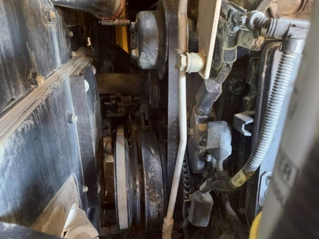 Chargeuse sur pneus KOMATSU WA380-8