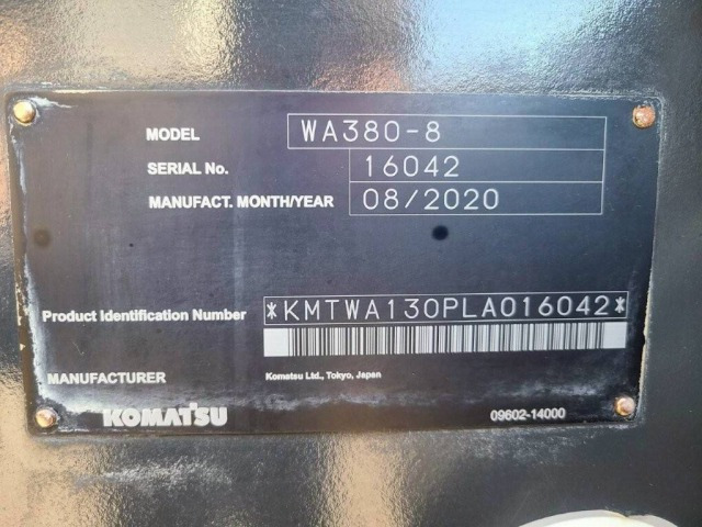 Chargeuse sur pneus KOMATSU WA380-8