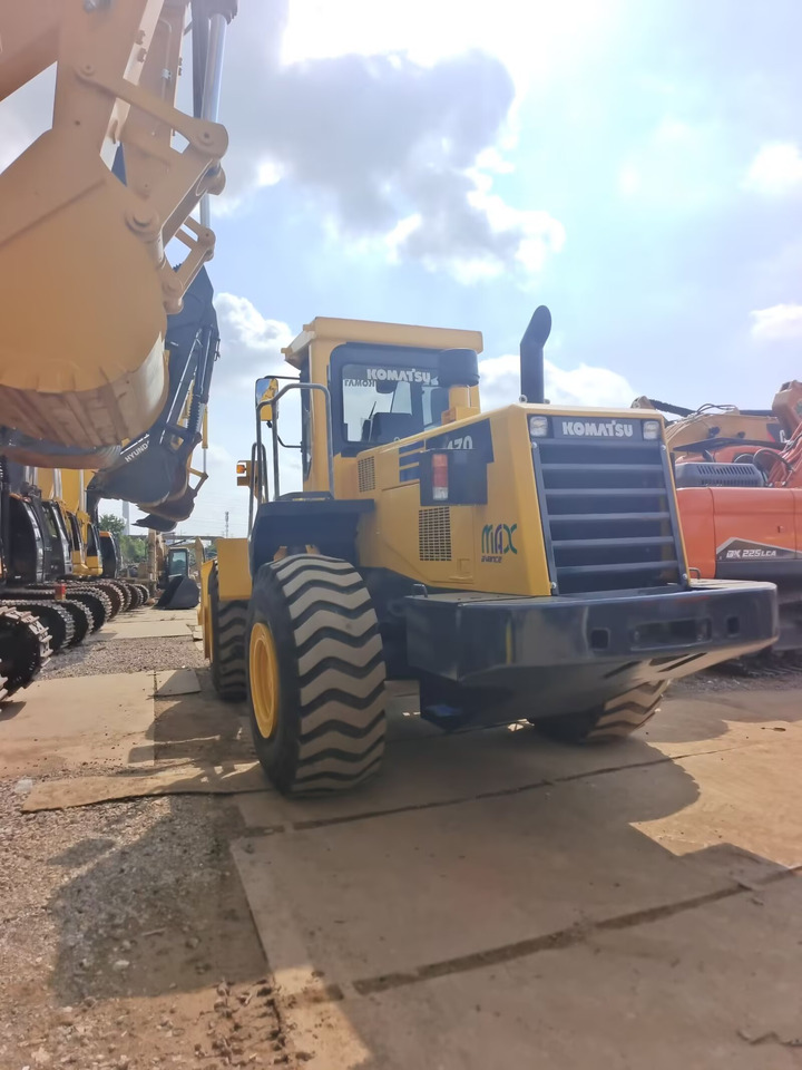 Chargeuse sur pneus KOMATSU WA470