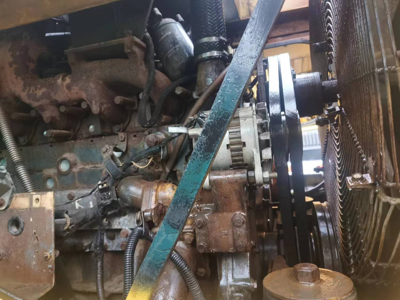 Chargeuse sur pneus KOMATSU WA470