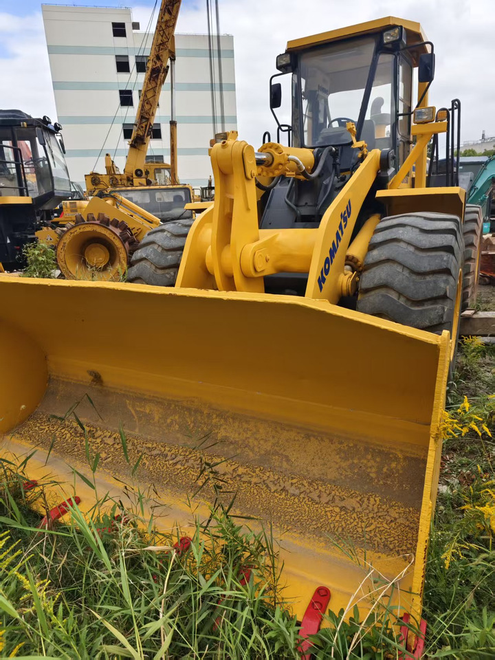 Chargeuse sur pneus KOMATSU WA470