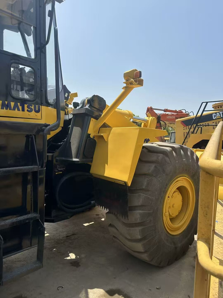 Chargeuse sur pneus KOMATSU WA470