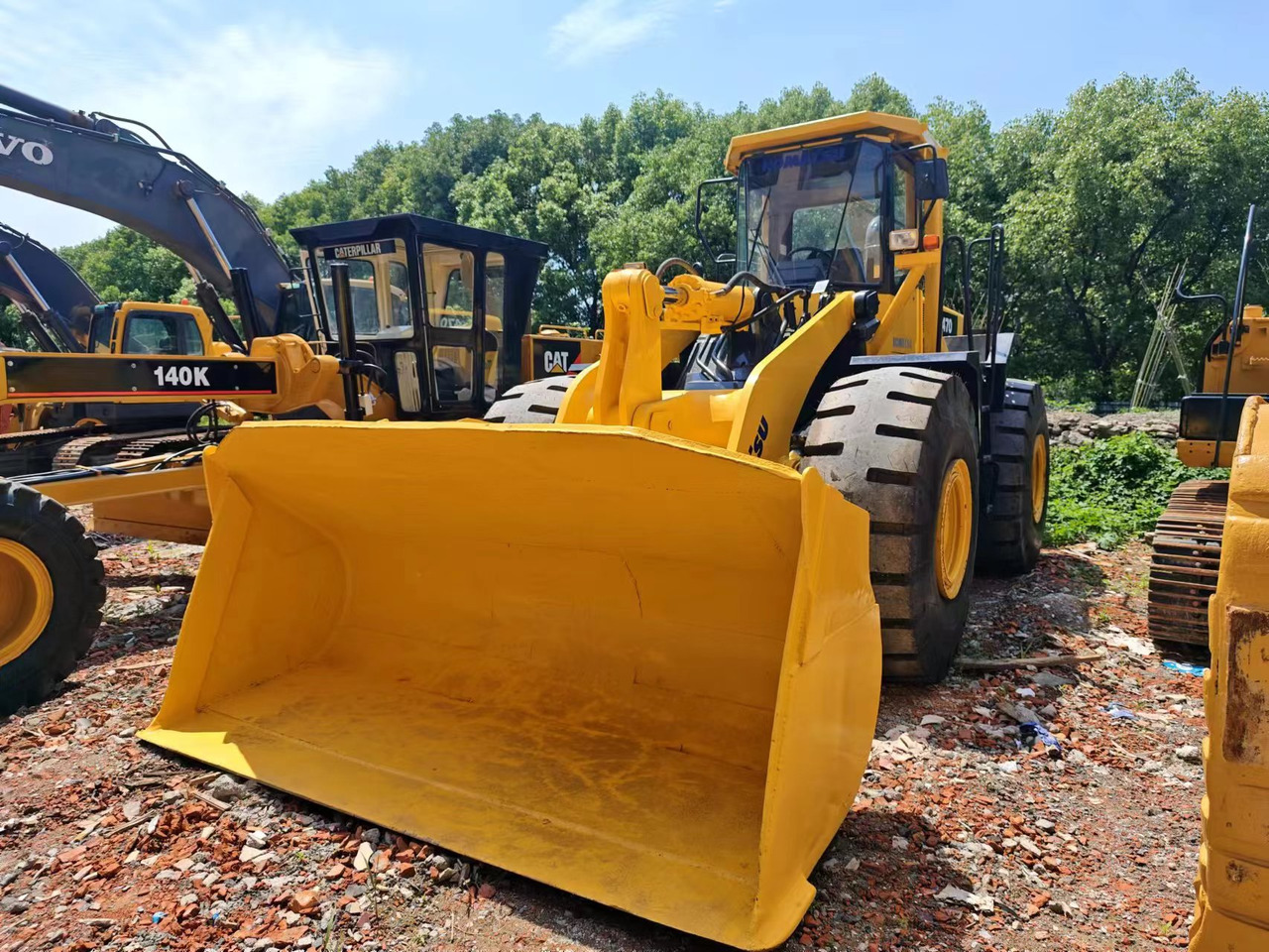 Chargeuse sur pneus KOMATSU WA470-3