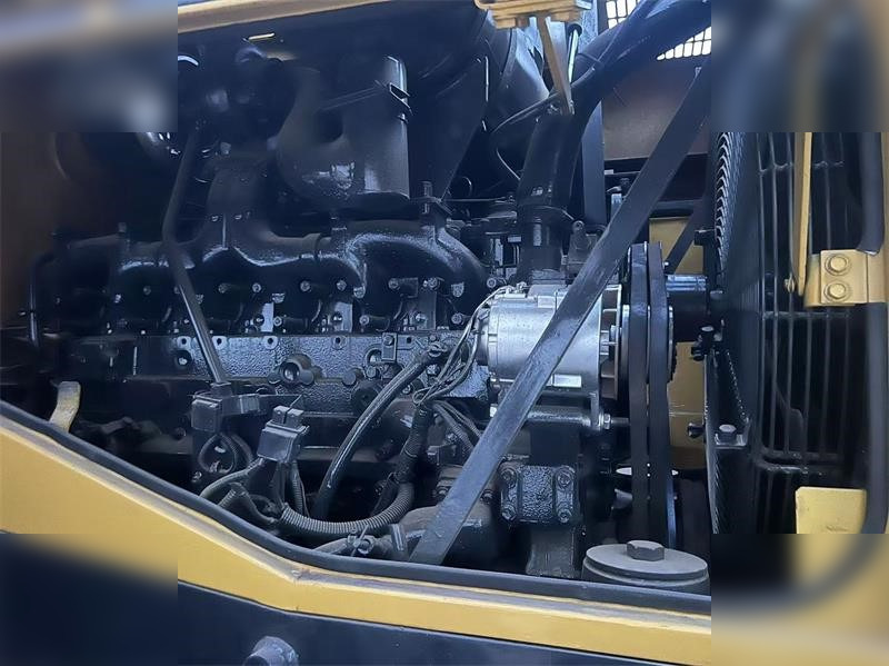 Chargeuse sur pneus KOMATSU WA470-3