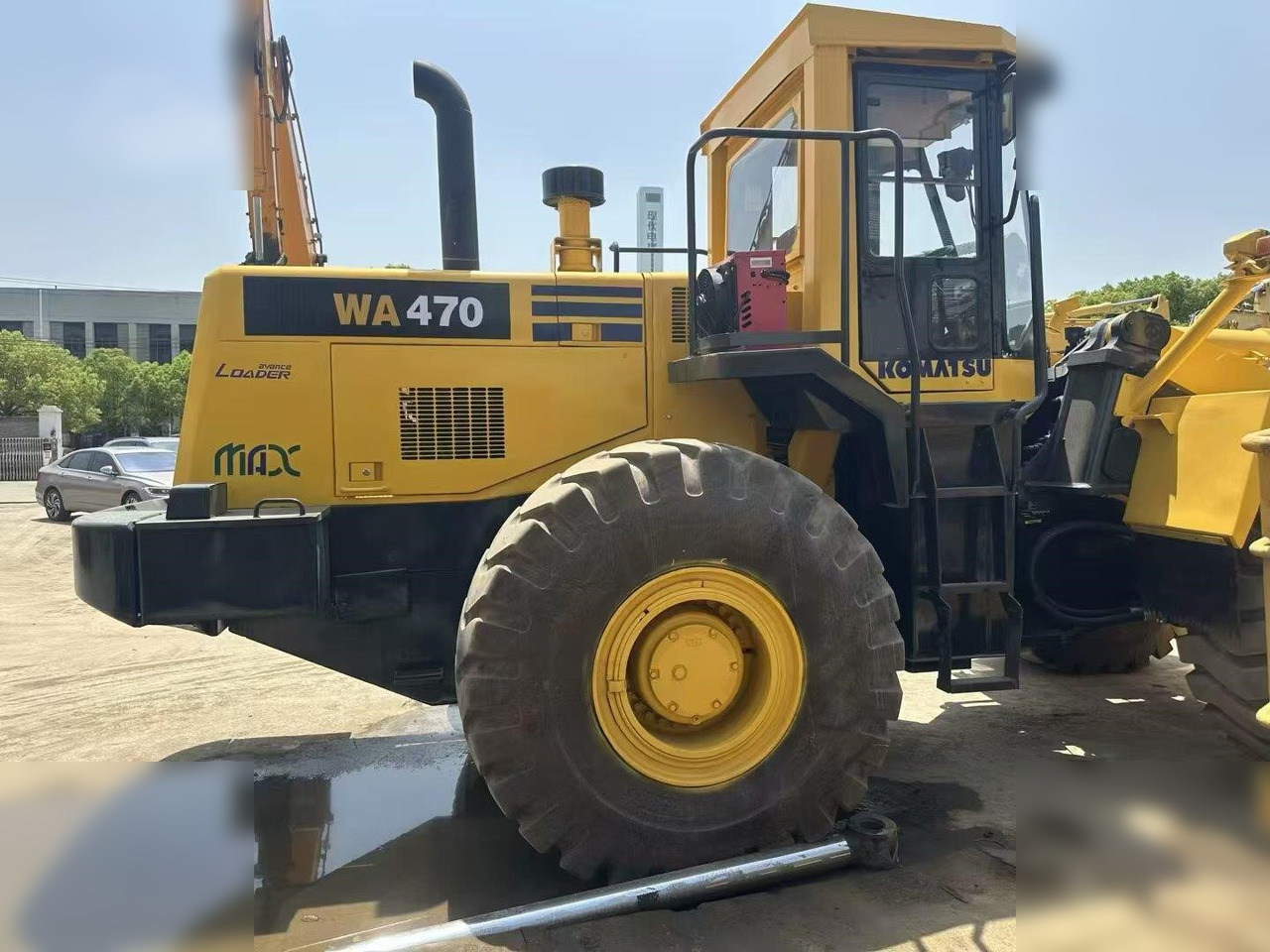 Chargeuse sur pneus KOMATSU WA470-3