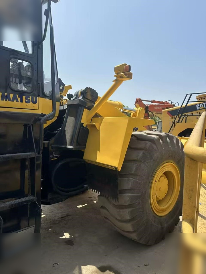 Chargeuse sur pneus KOMATSU WA470-3