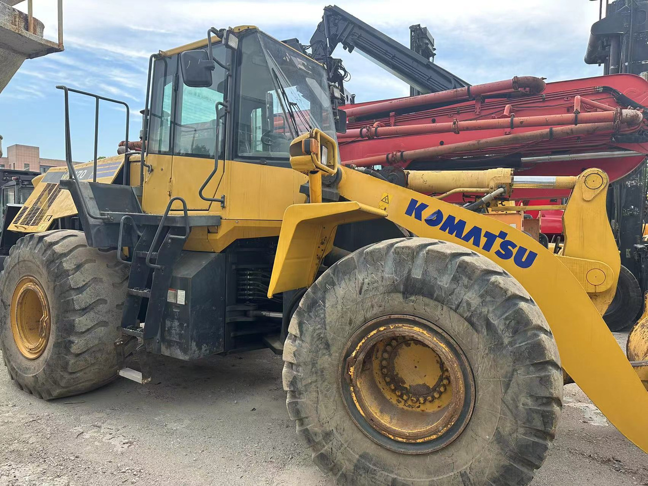 Chargeuse sur pneus KOMATSU WA470-6