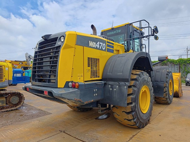 Chargeuse sur pneus KOMATSU WA470-8