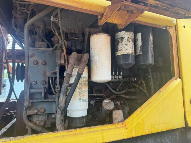 Chargeuse sur pneus KOMATSU WA500