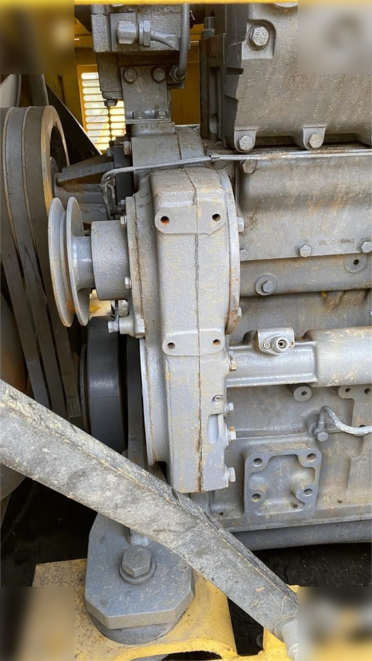 Chargeuse sur pneus KOMATSU WA600-3