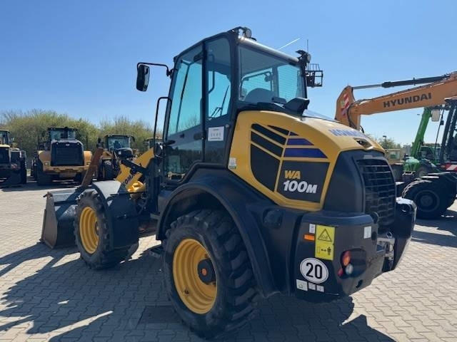 Chargeuse sur pneus KOMATSU WA 100M