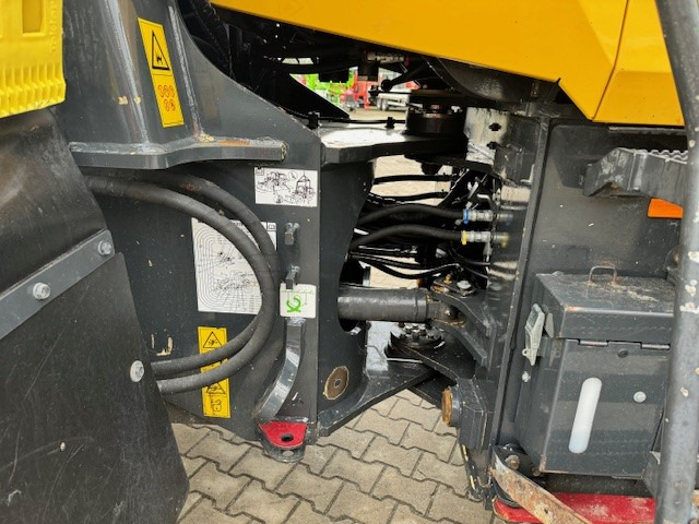 Chargeuse sur pneus KOMATSU WA 270