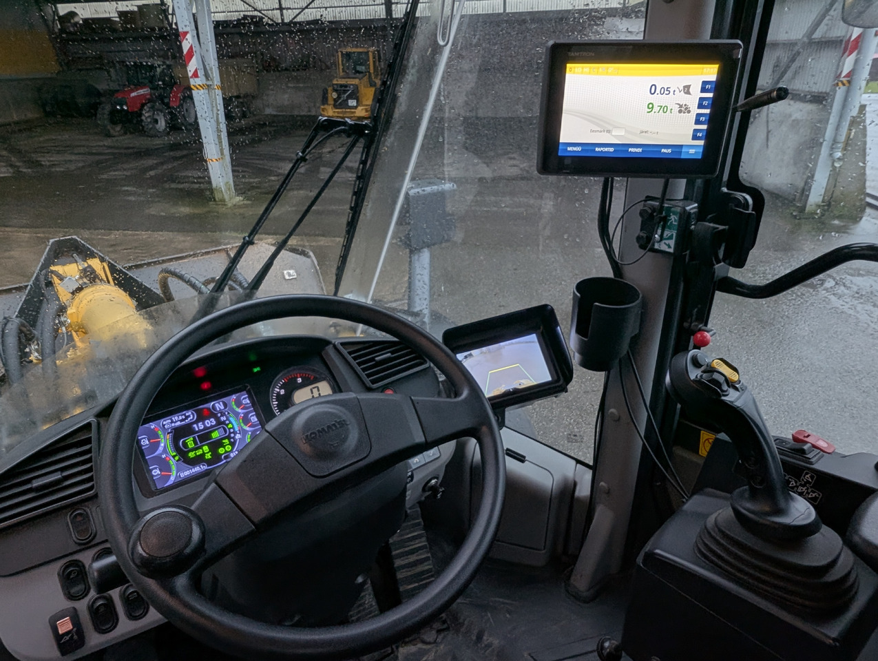 Chargeuse sur pneus KOMATSU WA 380-8E0