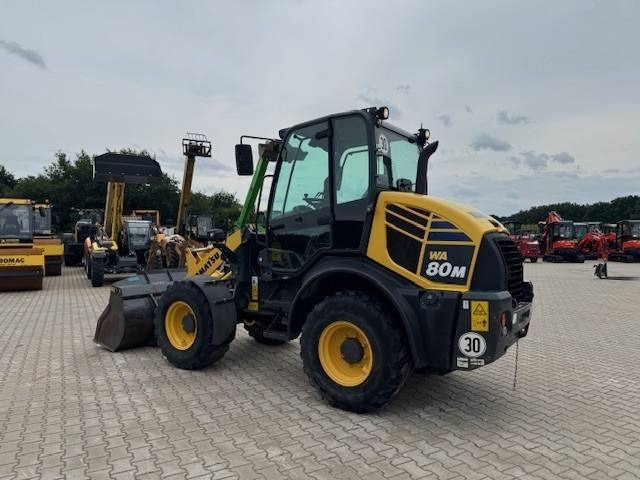 Chargeuse sur pneus KOMATSU WA 80M