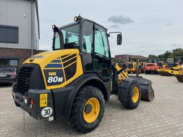 Chargeuse sur pneus KOMATSU WA 80M