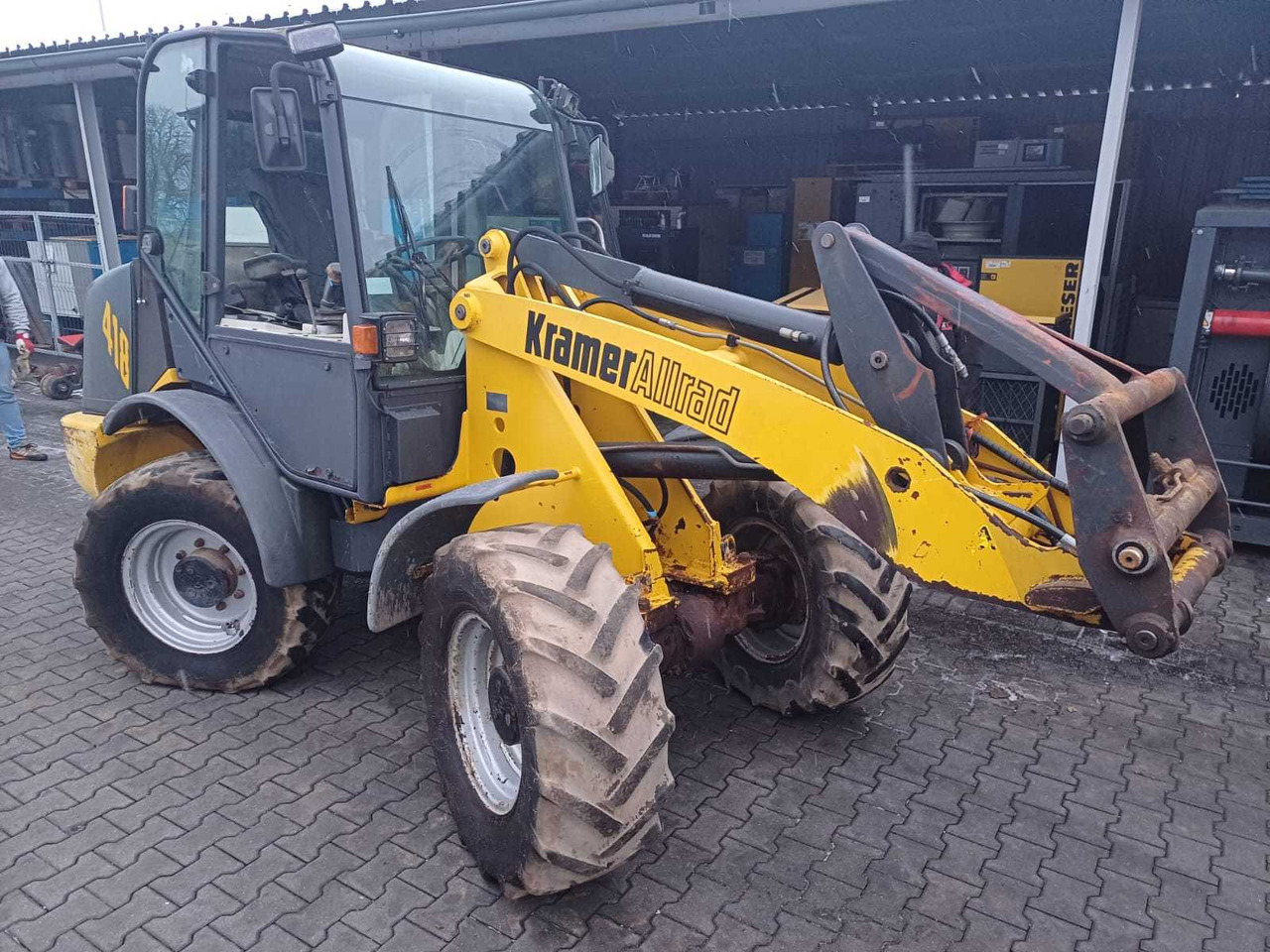 Chargeuse sur pneus KRAMER 418 4WD WHEEL LOADER