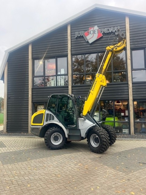 Chargeuse sur pneus KRAMER 8085T loader