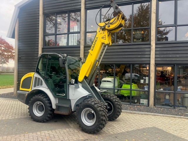 Chargeuse sur pneus KRAMER 8085T loader