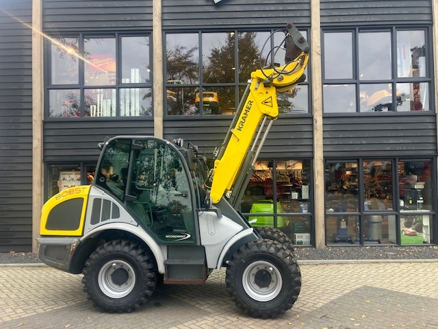 Chargeuse sur pneus KRAMER 8085T loader
