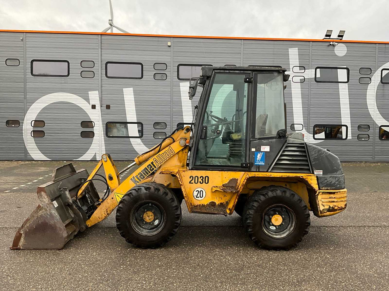 Chargeuse sur pneus KRAMER ALLRAD 2030 WHEEL LOADER