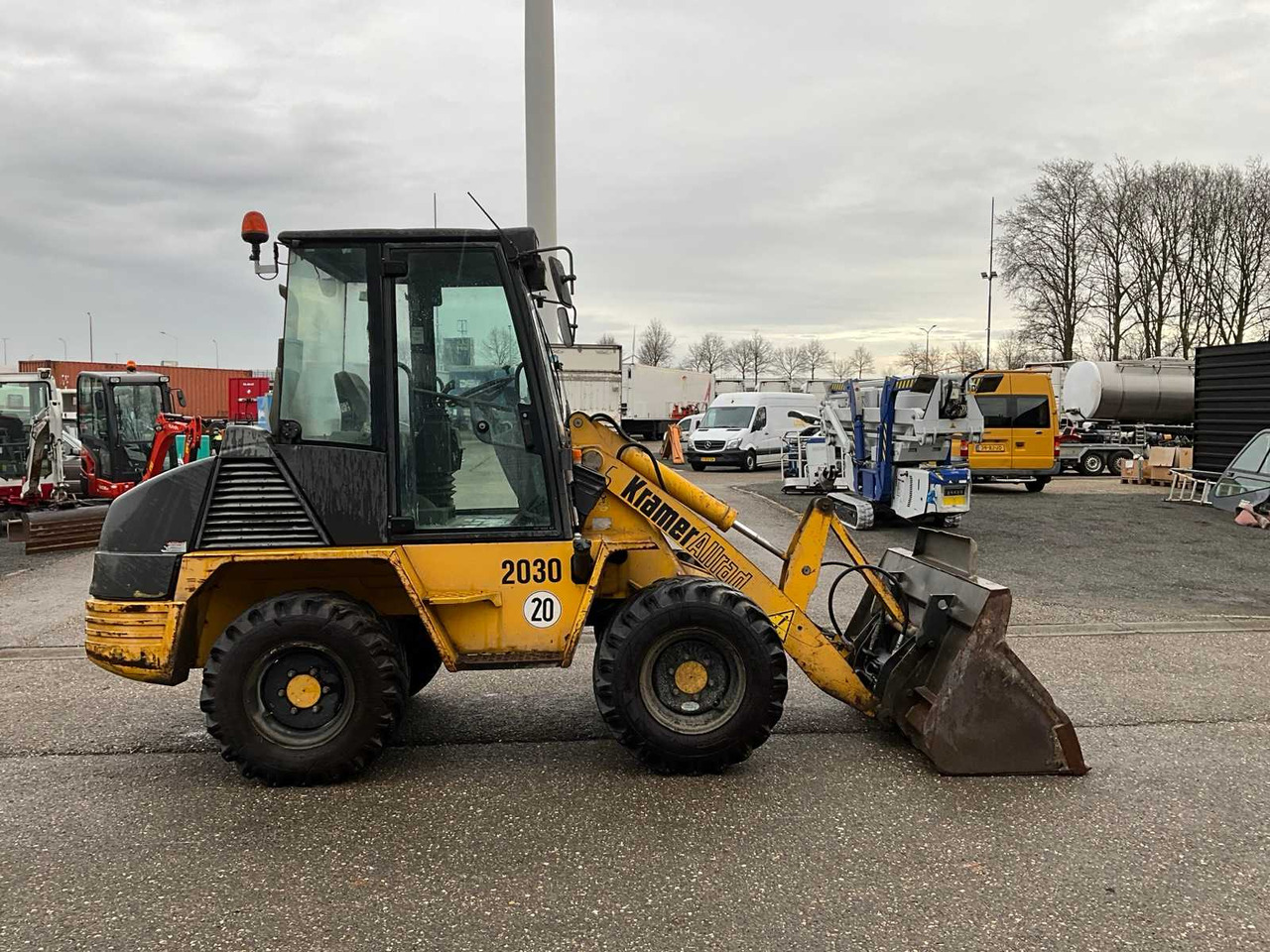 Chargeuse sur pneus KRAMER ALLRAD 2030 WHEEL LOADER