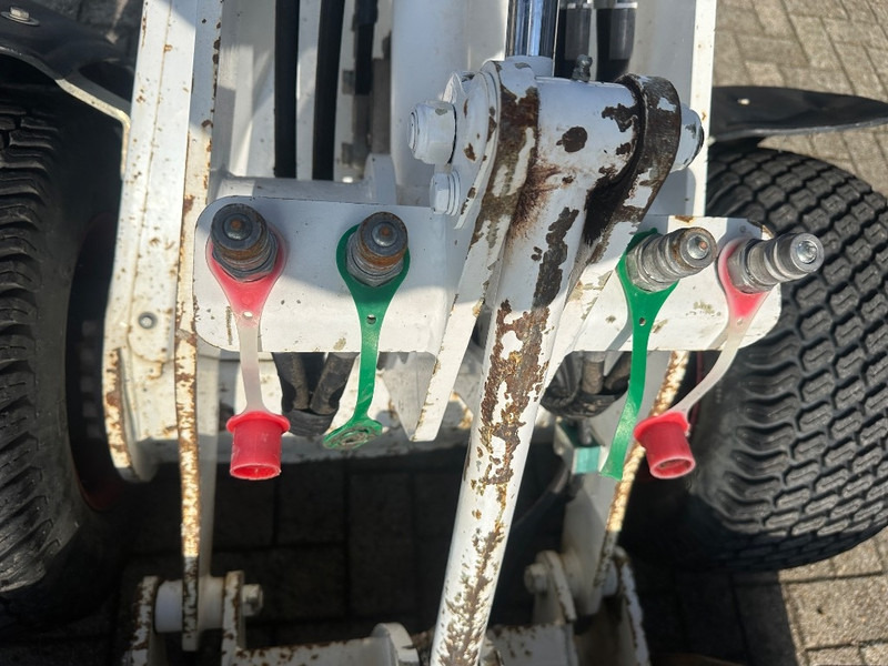 Chargeuse sur pneus Knikmops 100