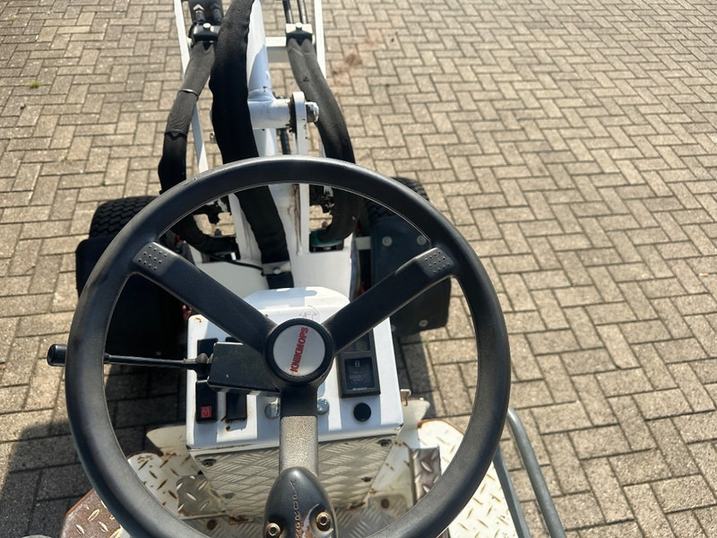 Chargeuse sur pneus Knikmops 100