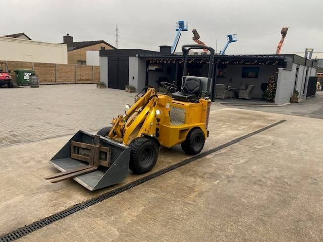 Chargeuse sur pneus Knikmops KM 100