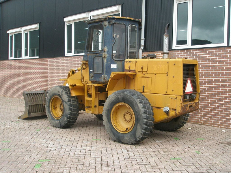 Chargeuse sur pneus Komatsu W40-2
