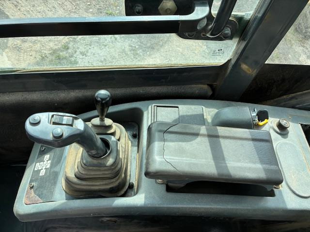 Chargeuse sur pneus Komatsu WA100M6