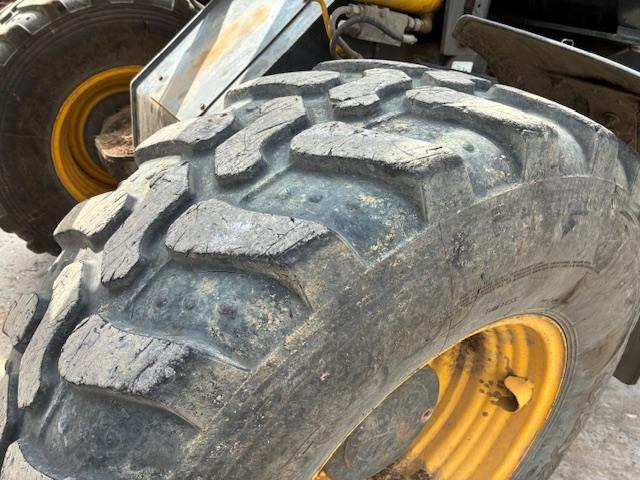 Chargeuse sur pneus Komatsu WA100M6