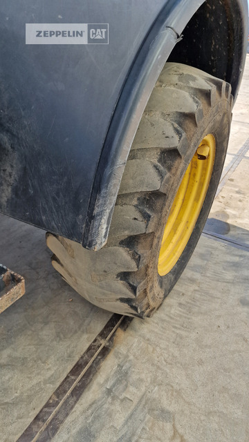 Chargeuse sur pneus Komatsu WA100M-7