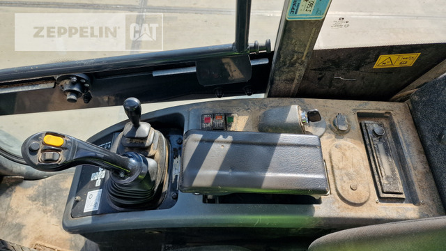 Chargeuse sur pneus Komatsu WA100M-7