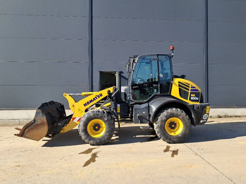 Chargeuse sur pneus Komatsu WA100M-8