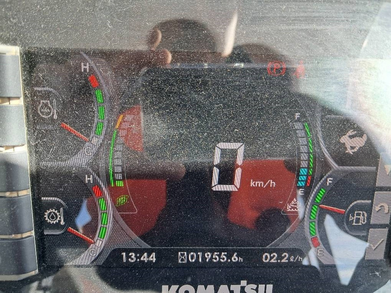 Chargeuse sur pneus Komatsu WA100M-8