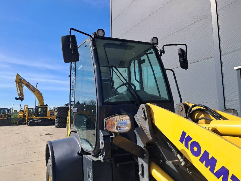 Chargeuse sur pneus Komatsu WA100M-8