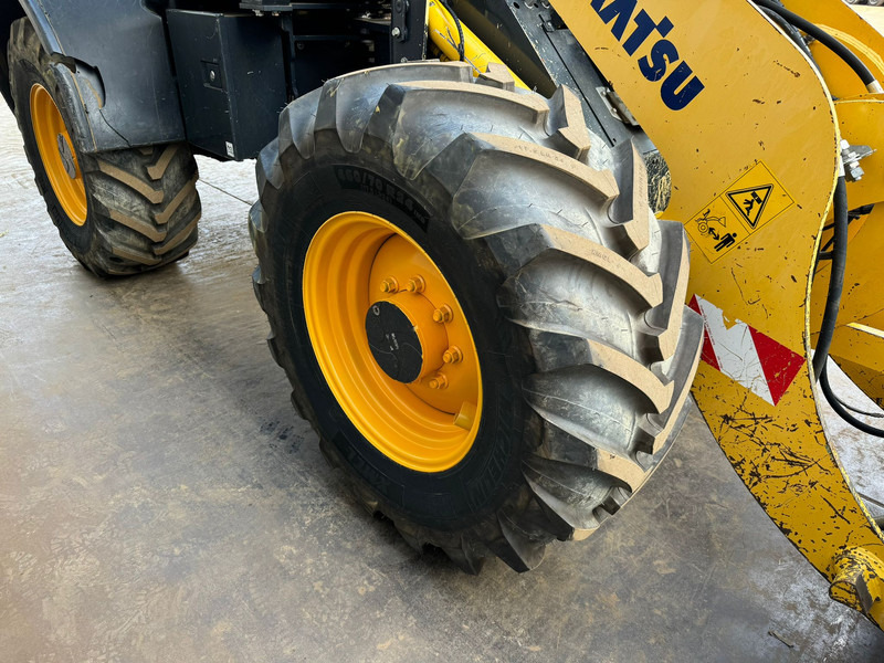 Chargeuse sur pneus Komatsu WA100M-8EO - New Tires