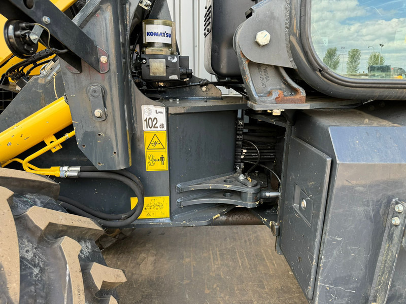 Chargeuse sur pneus Komatsu WA100M-8EO - New Tires