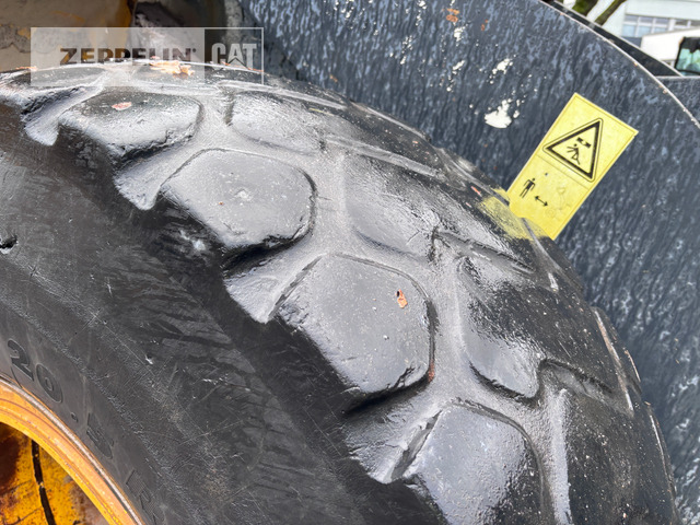 Chargeuse sur pneus Komatsu WA250