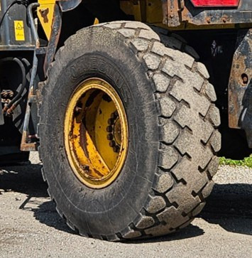 Chargeuse sur pneus Komatsu WA320-5H