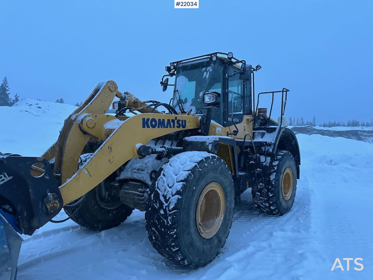Chargeuse sur pneus Komatsu WA380-7 hjullaster m/ skuffe, vekt, sommer- og vinterdekk. SE VIDEO