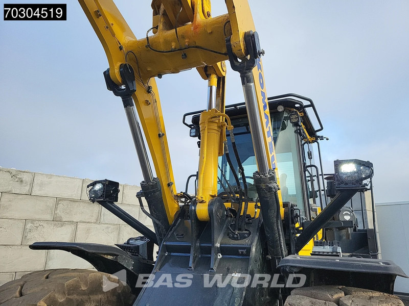 Chargeuse sur pneus Komatsu WA380 -8E0 WA380