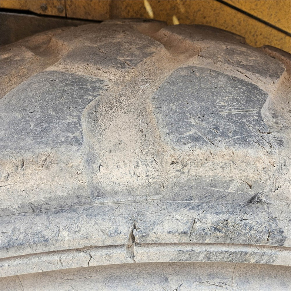 Chargeuse sur pneus Komatsu WA400 - 5H