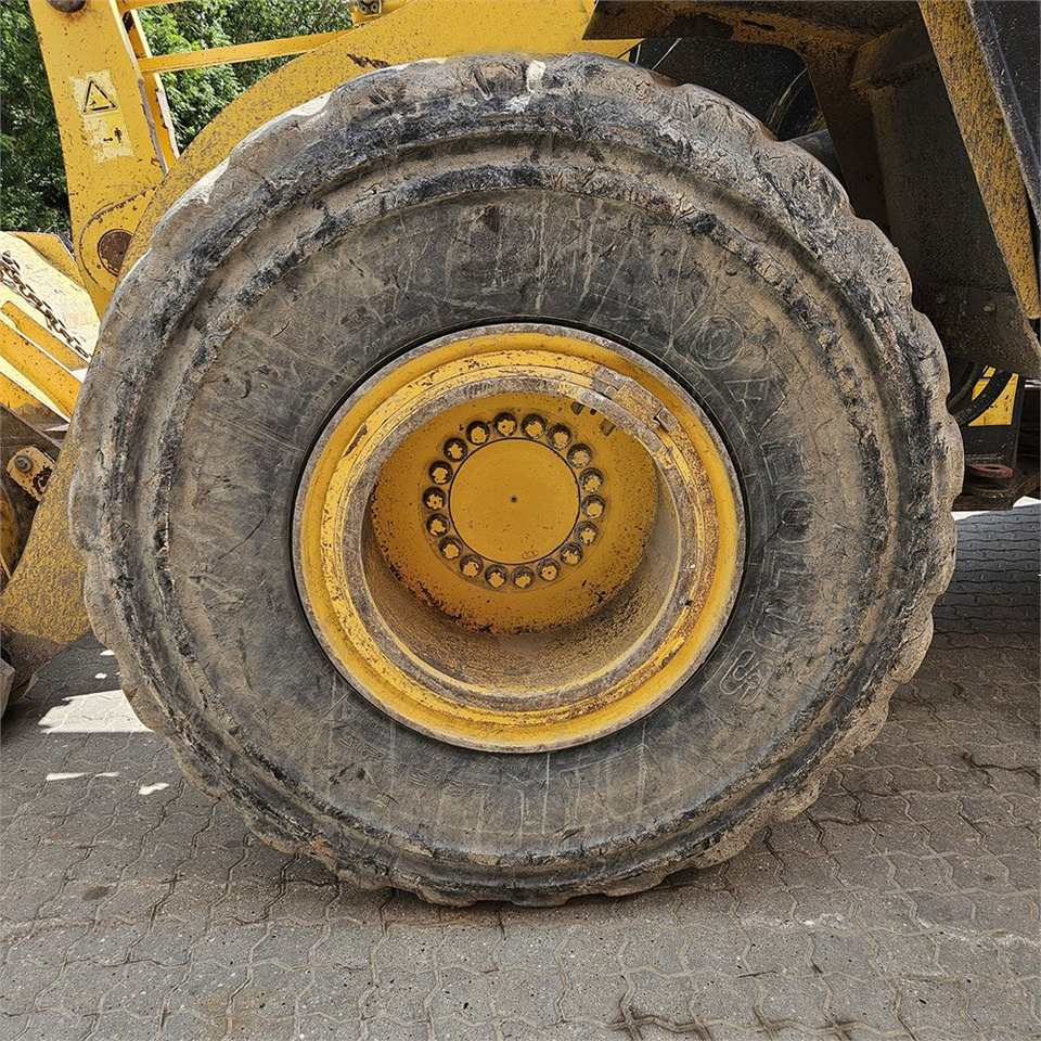 Chargeuse sur pneus Komatsu WA400 - 5H
