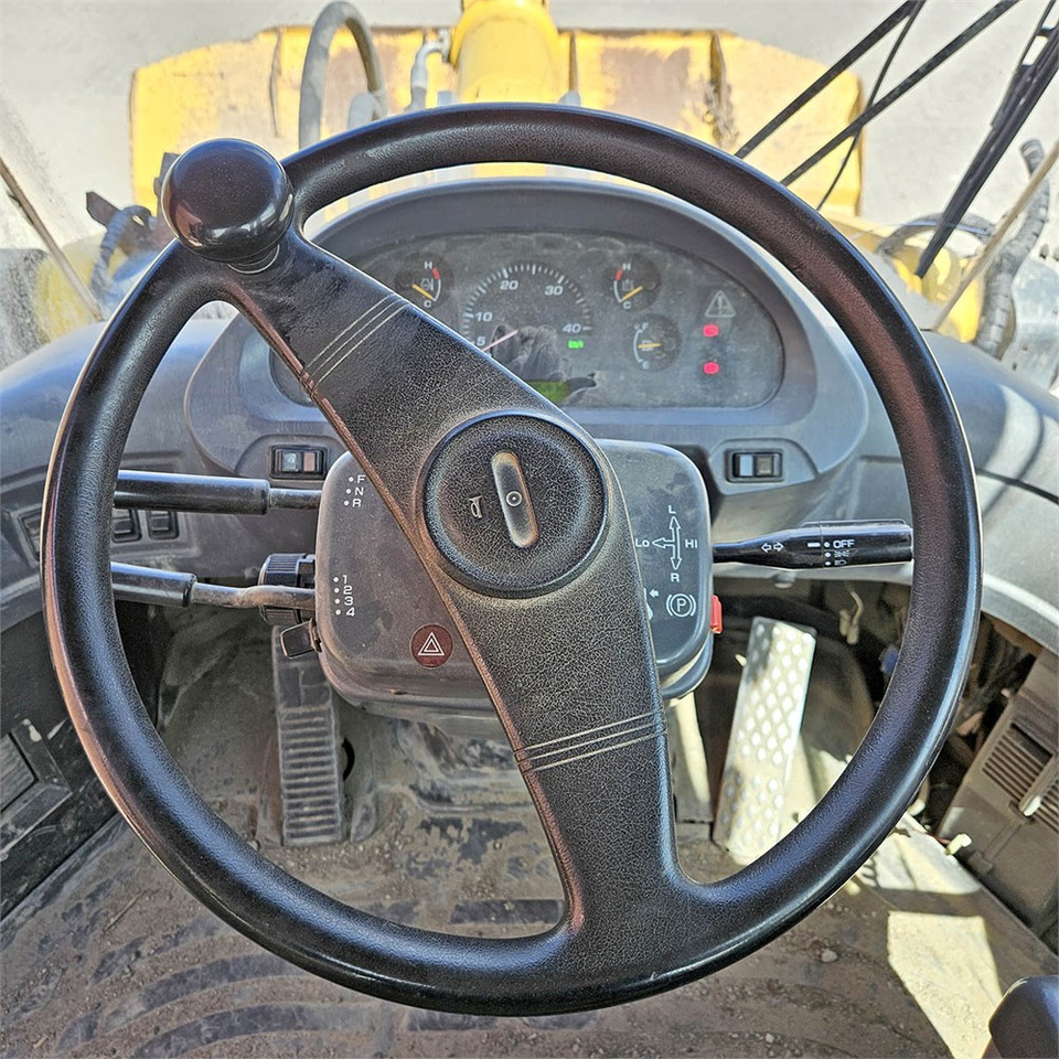 Chargeuse sur pneus Komatsu WA400 - 5H