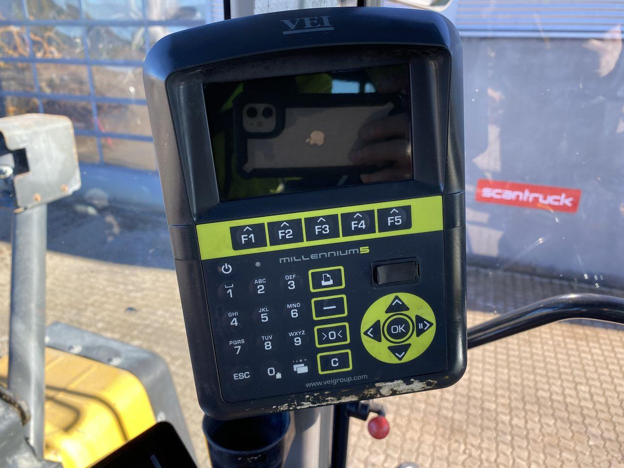 Chargeuse sur pneus Komatsu WA470-7